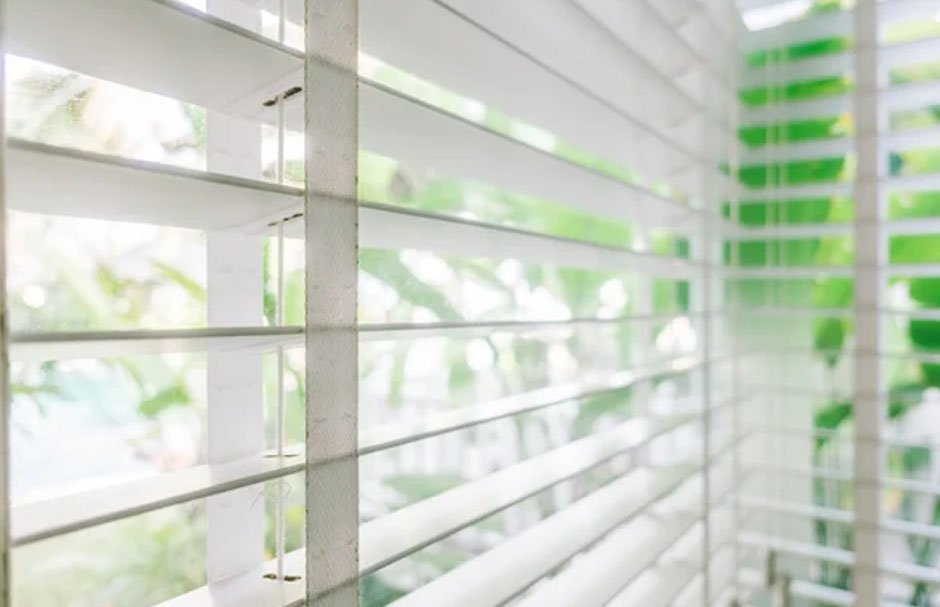 Timeless Elegance and Versatility: Upgrade Your Home with Venetian Blinds