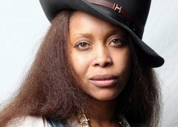 Nayrok Wright