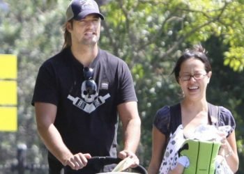 Java Kumala Holloway