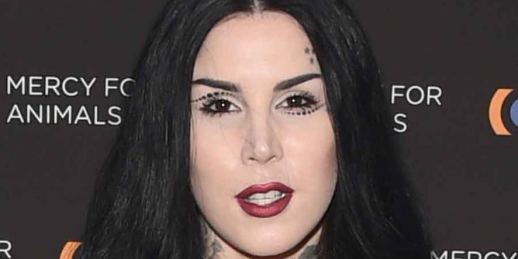 Karoline Von Drachenberg