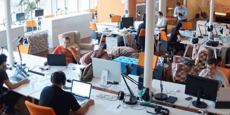 How to Build a Dedicated Software Development Team from Scratch