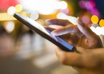 How to Hack Your Girlfriend’s Text Messages