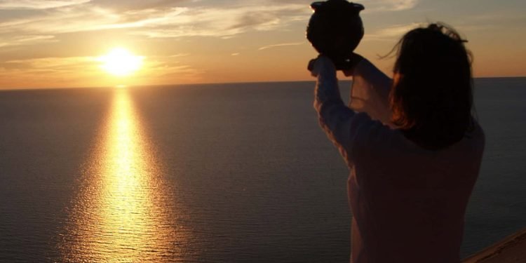 The Problems With Scattering Cremation Ashes and Alternatives