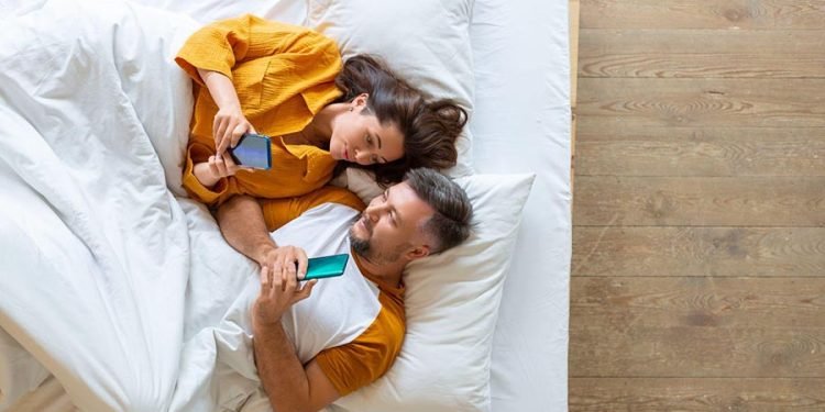 How To Check Your Spouse's Text Messages