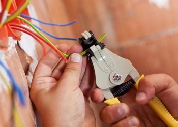 How to Identify Frayed Wiring