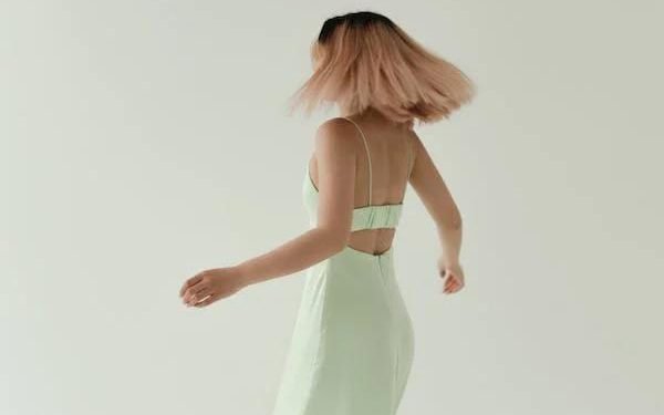 How You Can Wear Those Sexy Backless Dresses