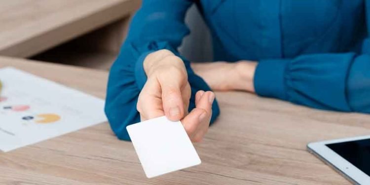 How to choose the best paper for your business cards