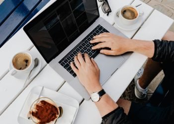 Earn Passive Income in Italy