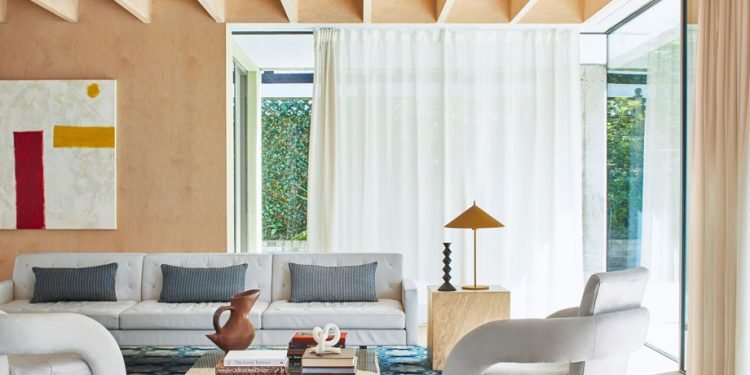 The Top Trends in Outdoor Patio Curtain Design for 2023