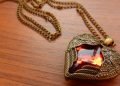 Beautiful-Jewelry-Pieces-As-Gifts-For-Her-That-She-Won't-Forget