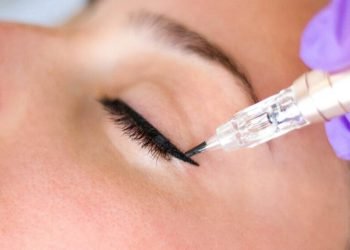 Understanding the Risks and Benefits_ Is Permanent Eyeliner Safe