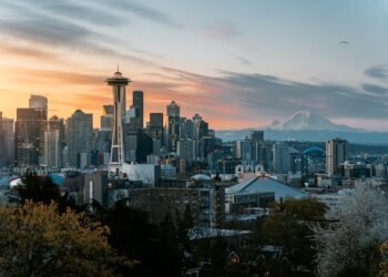 6 Crucial Things to Know About Seattle Real Estate - featured image