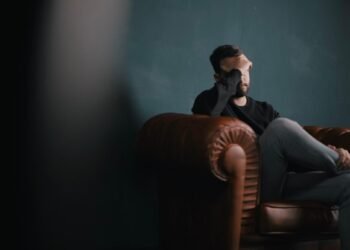 The Impact of Peer Pressure on Students' Lifestyle Choices 1