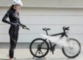 Auto-retract system redefines the convenience of pressure washers 2