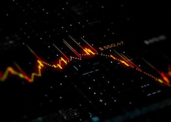 Bridging the Gap between Citizens and Government Institutions