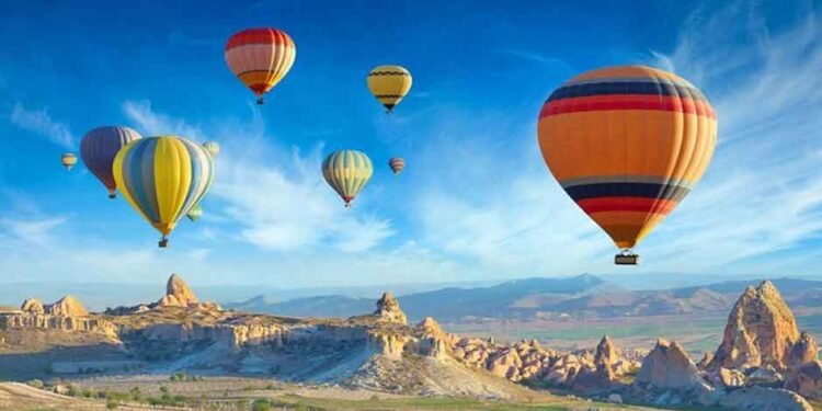 Tips-and-Tricks-for-Your-First-Hot-Air-Balloon-Ride-in-the-UK