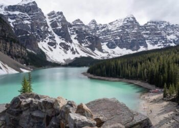 Exploring the World Through a Lens