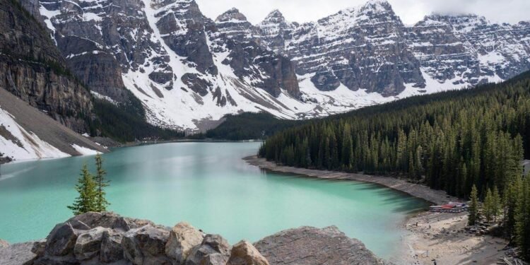 Exploring the World Through a Lens