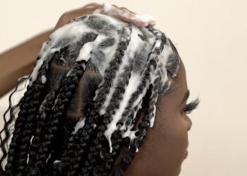 Does Mousse Make Braids Less Frizzy