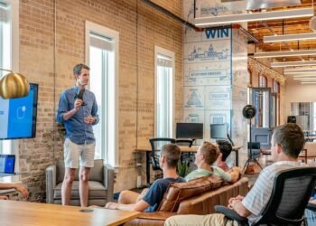 Everything You Need To Know About Knowledge Management (KM) 2