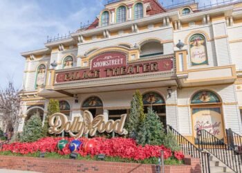 Experiencing-the-Magic-of-Dollywood