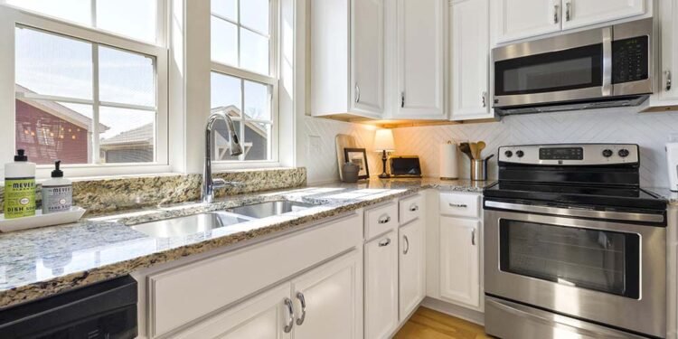 How to Fix Common Kitchen Plumbing Problems