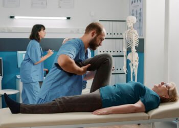 8 Reasons to Opt For Hip Replacement Surgery Abroad