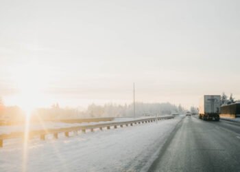 Top 5 Safety Tips for Driving Fleet Trucks in Winter