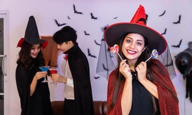 7 Trending Character Costumes at Halloween Costume Superstore