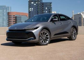Best Full Size Sedan for Your Needs