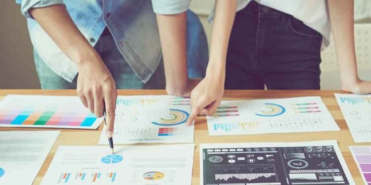 Essential-Steps-To-Build-an-Effective-Brand-Development-Strategy