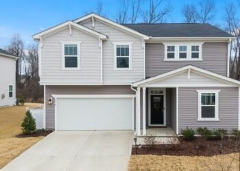 Siding Installation Project to Contractors