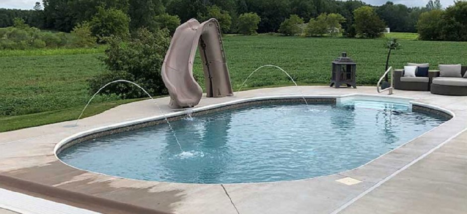 Top 5 Pool Accessories Every Pool Owner Needs - Mitmunk