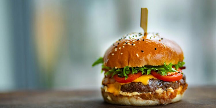 3 Irresistible Reasons To Invest In A Sizzling Fast Food Franchise