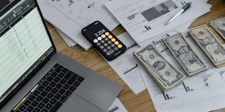 6 Important Things Small Businesses Should Know About Payroll Service