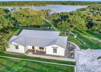 Properties for Sale in Victoria