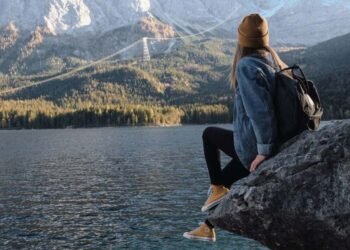 Solo Traveler's Guide to Safe and Enjoyable Adventures