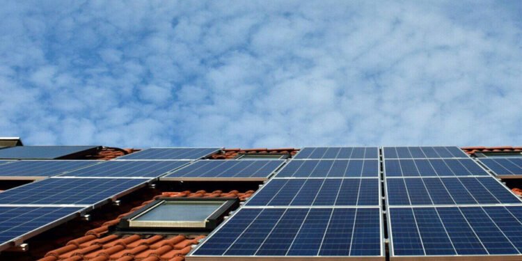 The Economic Advantages of Solar Energy for Power Reduction
