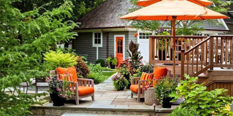 Design Hacks to Turn Your Backyard