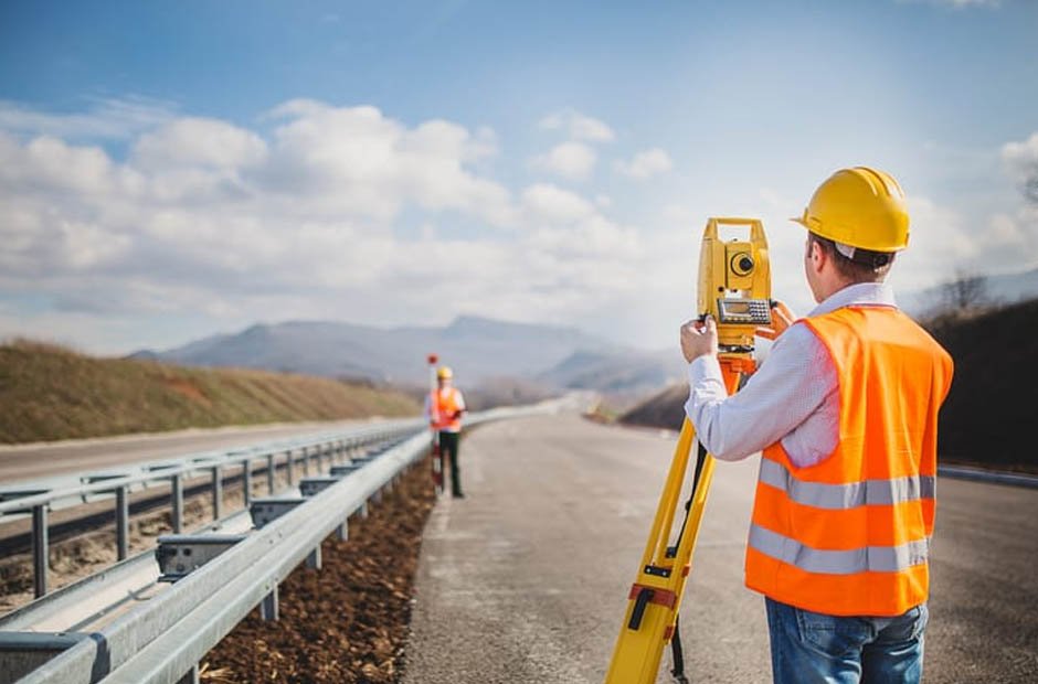 The Benefits of Implementing GPS Technology in Construction Equipment ...