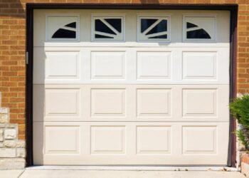 Revolutionizing Garage Door Aesthetics
