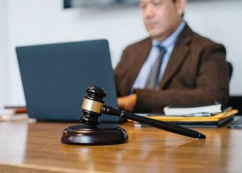 Right Alimony Lawyer