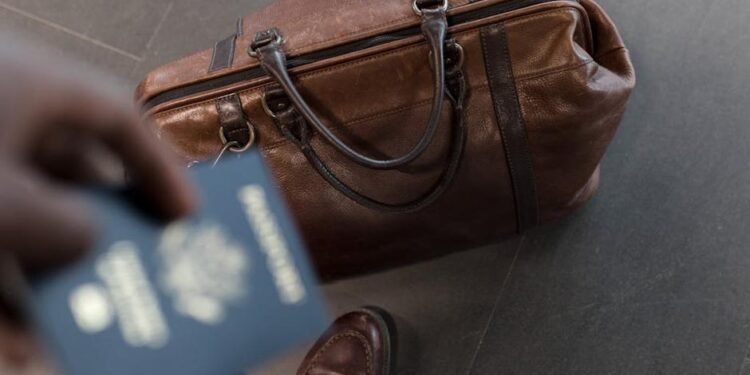 6 Tips for People Who Travel Frequently