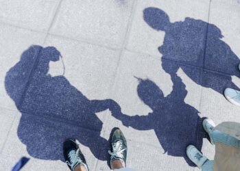 Divorce Affects Extended Family Relationships