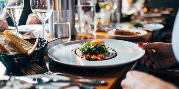 Finding the Best Places To Eat in Maine