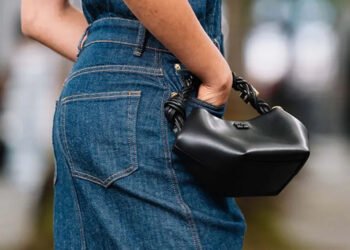 Must-Have Features in a High-End Fashion Handbag