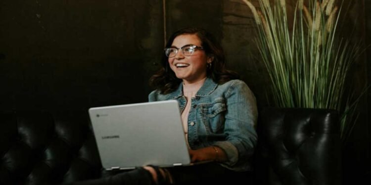 The-Benefits-of-Online-Nursing-Courses-to-Achieve-Your-Professional-Goals