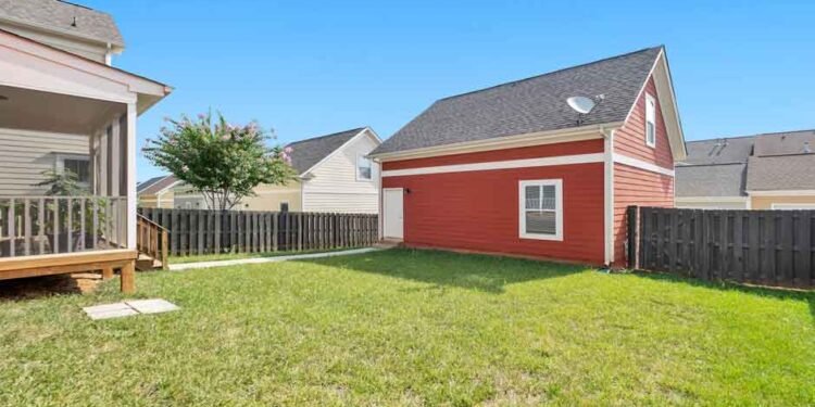 5-Strategies-to-Enhance-Your-Backyard-Space
