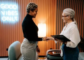 Eight Expert Tips to Improve Your HR Department