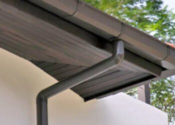 Installing a Rain Gutter on Your Property in Thailand